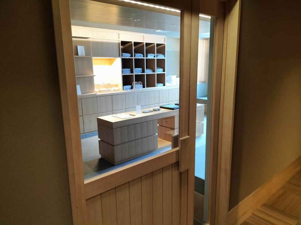 定山渓第一寶亭留翠山亭のアメニティルーム入り口