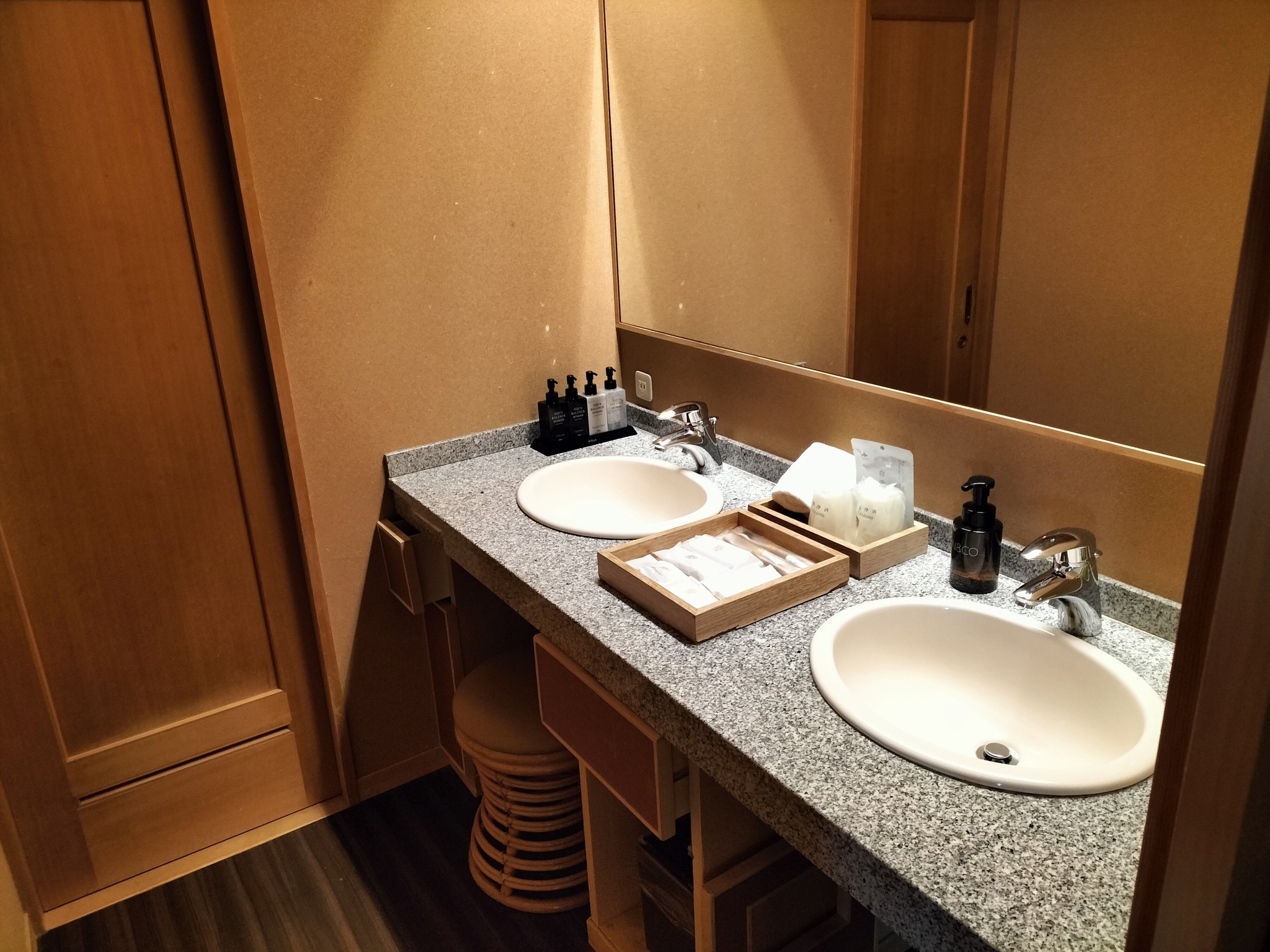 定山渓第一寶亭留翠山亭客室のドレッサールーム