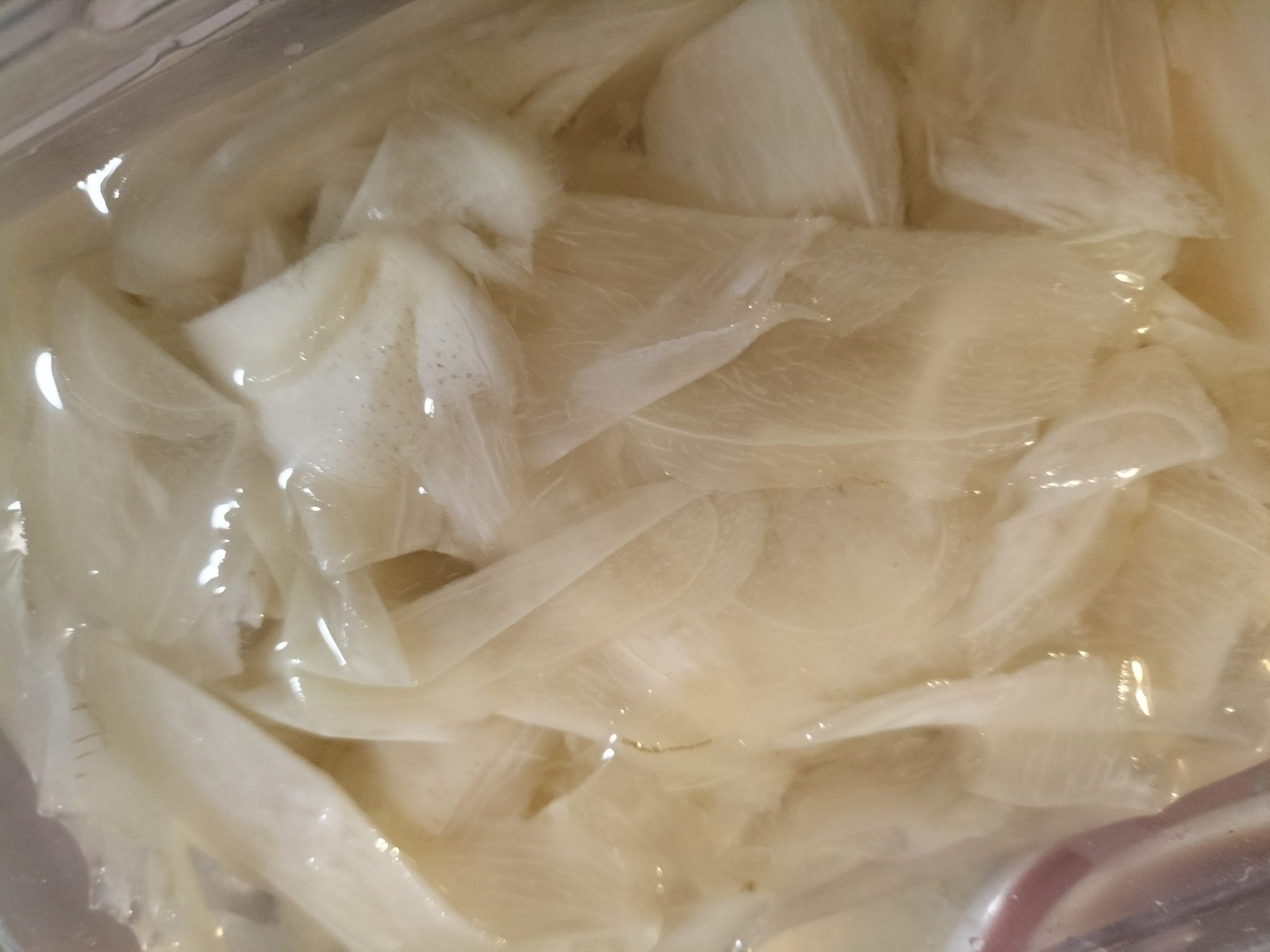 刺身メインの献立のガリ