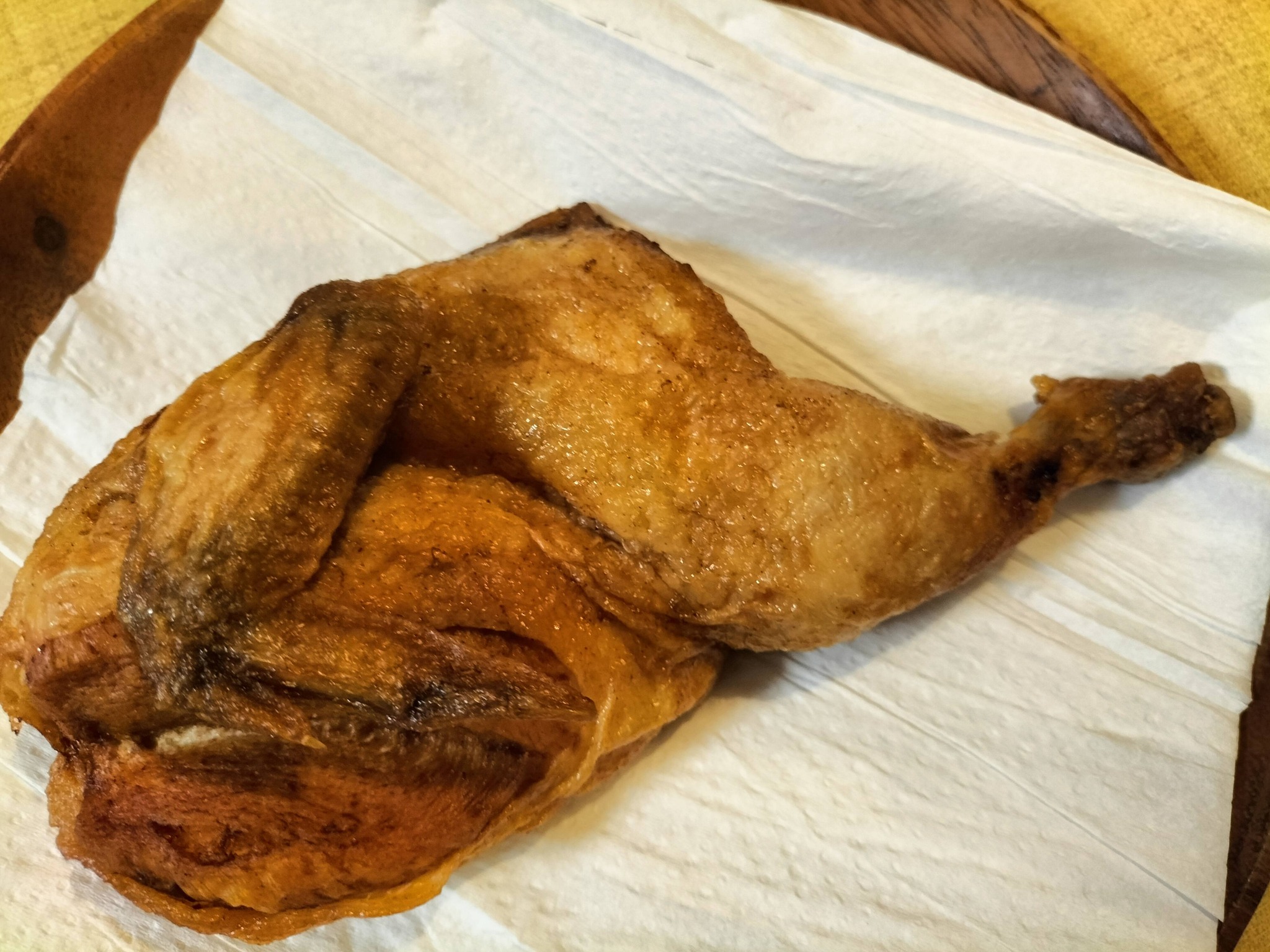 メインの若鳥の半身揚げ