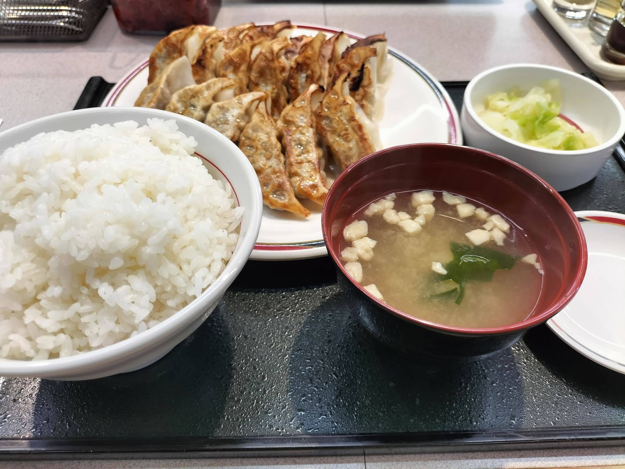 大盛ぎょうざ定食