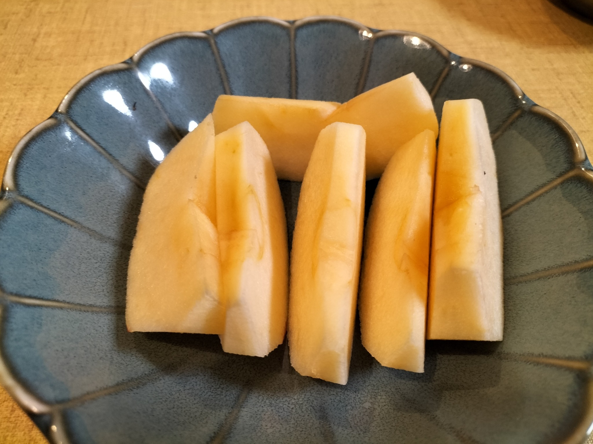 デザートのリンゴ