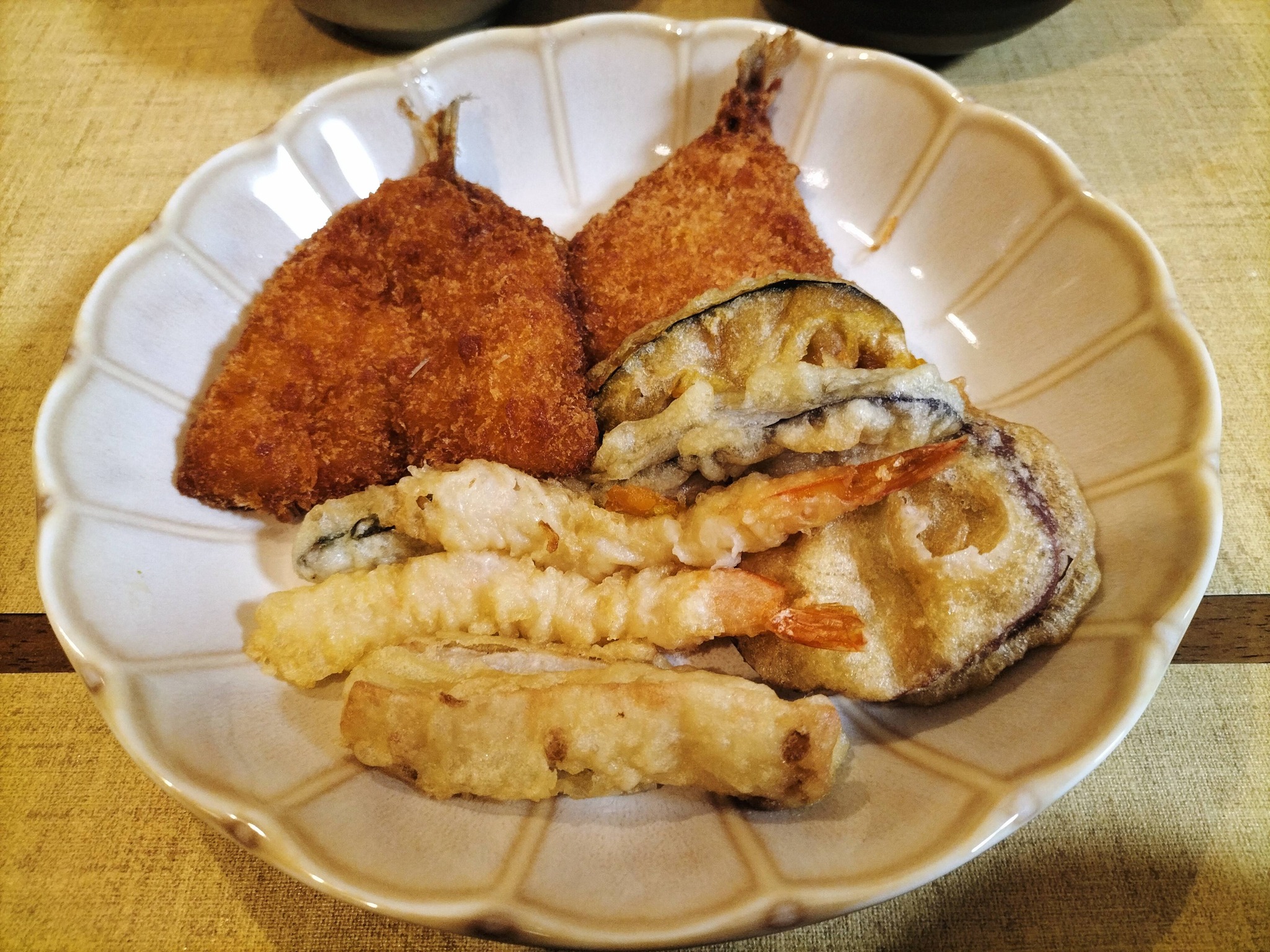 エビとサツマイモの天ぷら