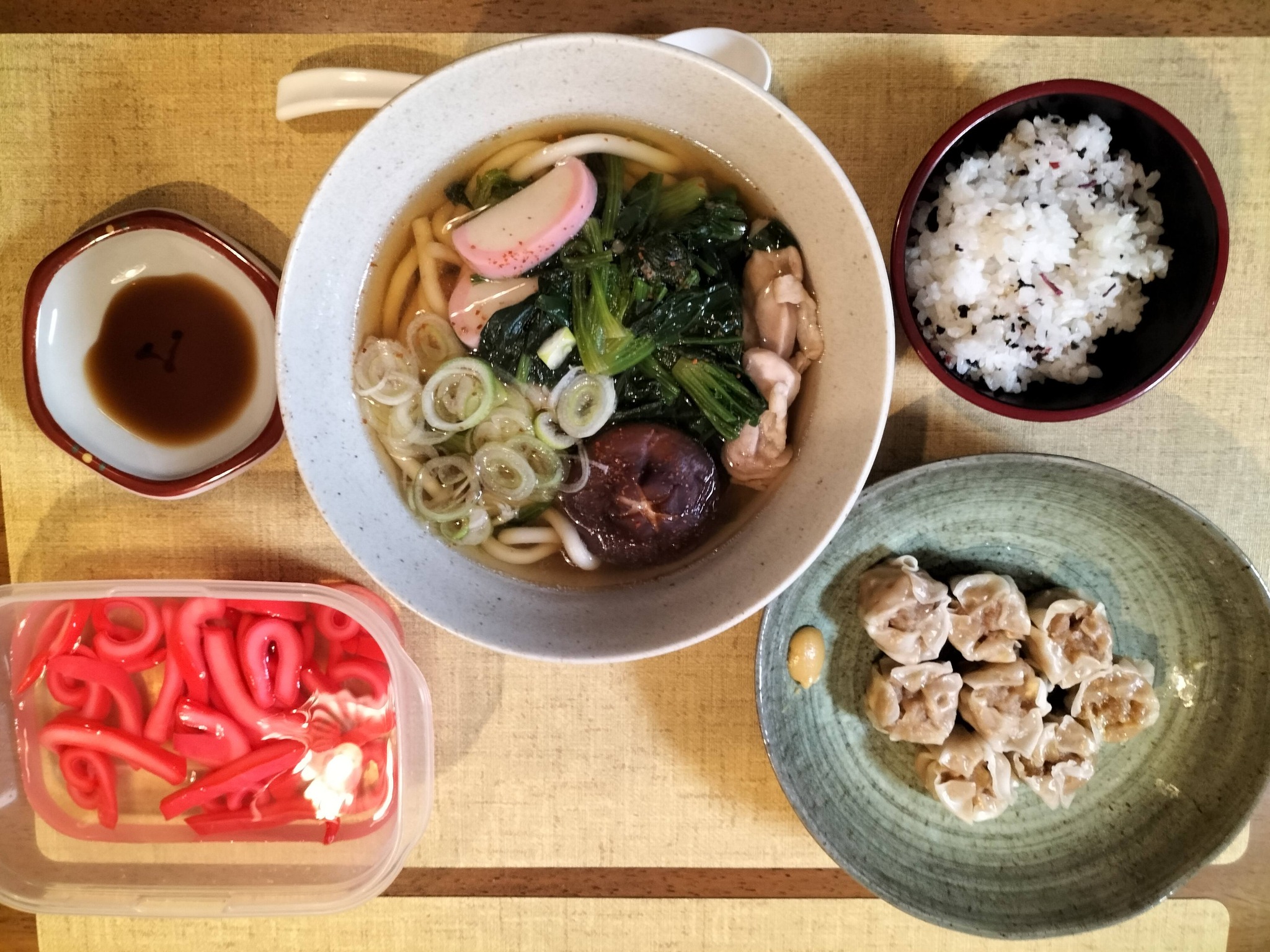 今日のうどんの献立