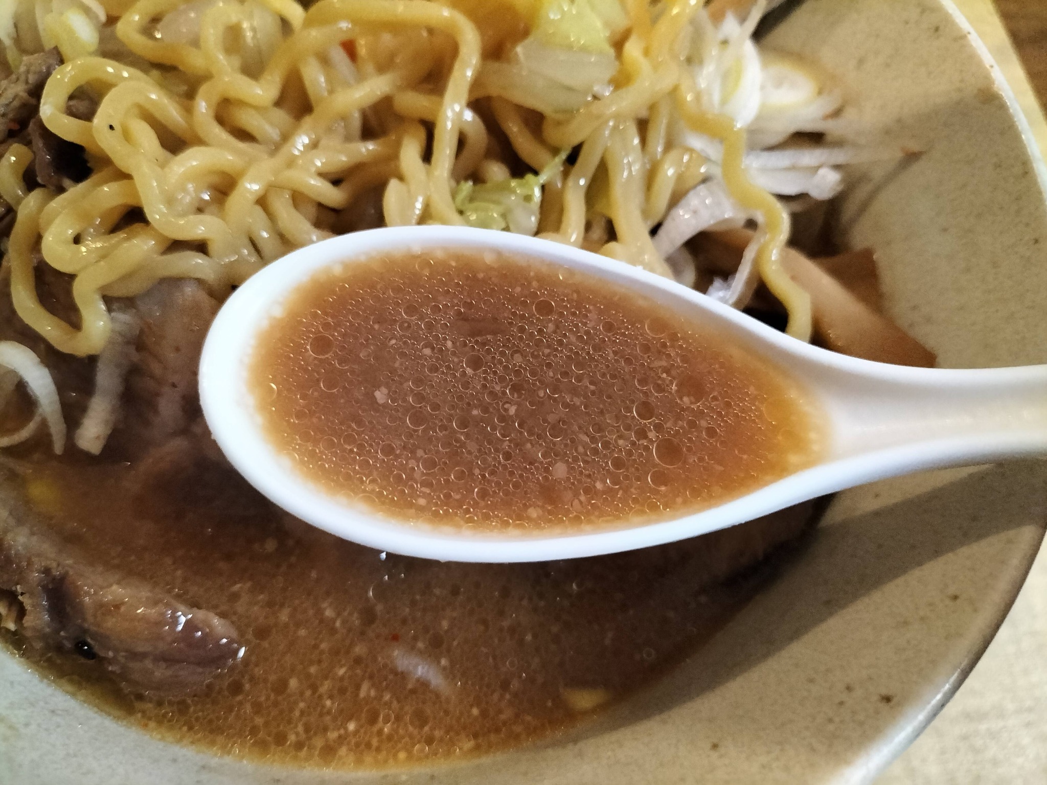 味噌ラーメンのスープ