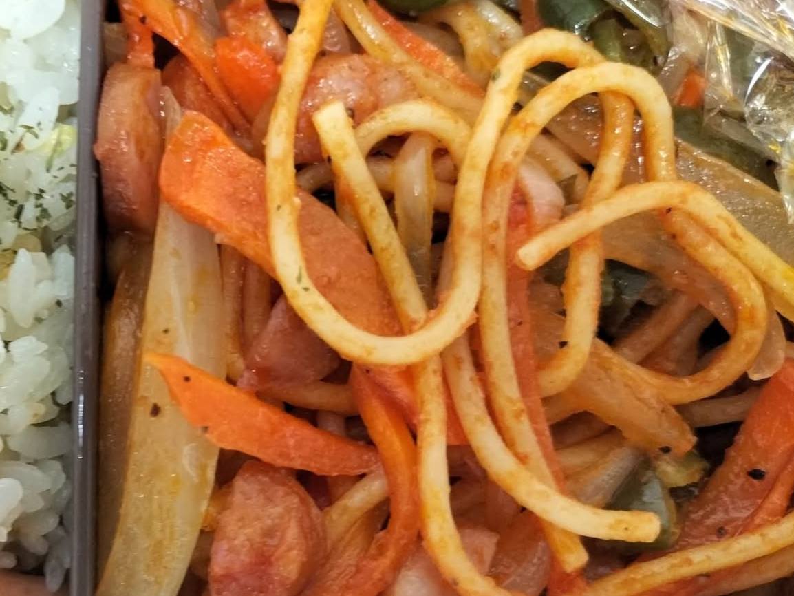 今日の弁当のナポリタン