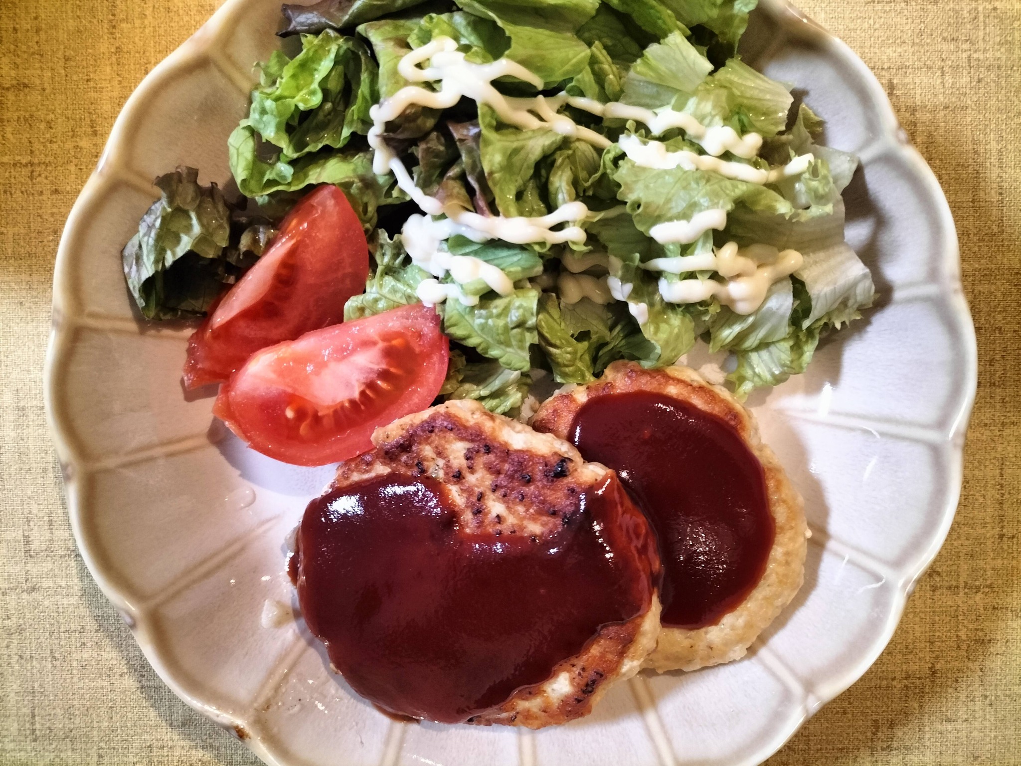 メインディッシュの豆腐ハンバーグ