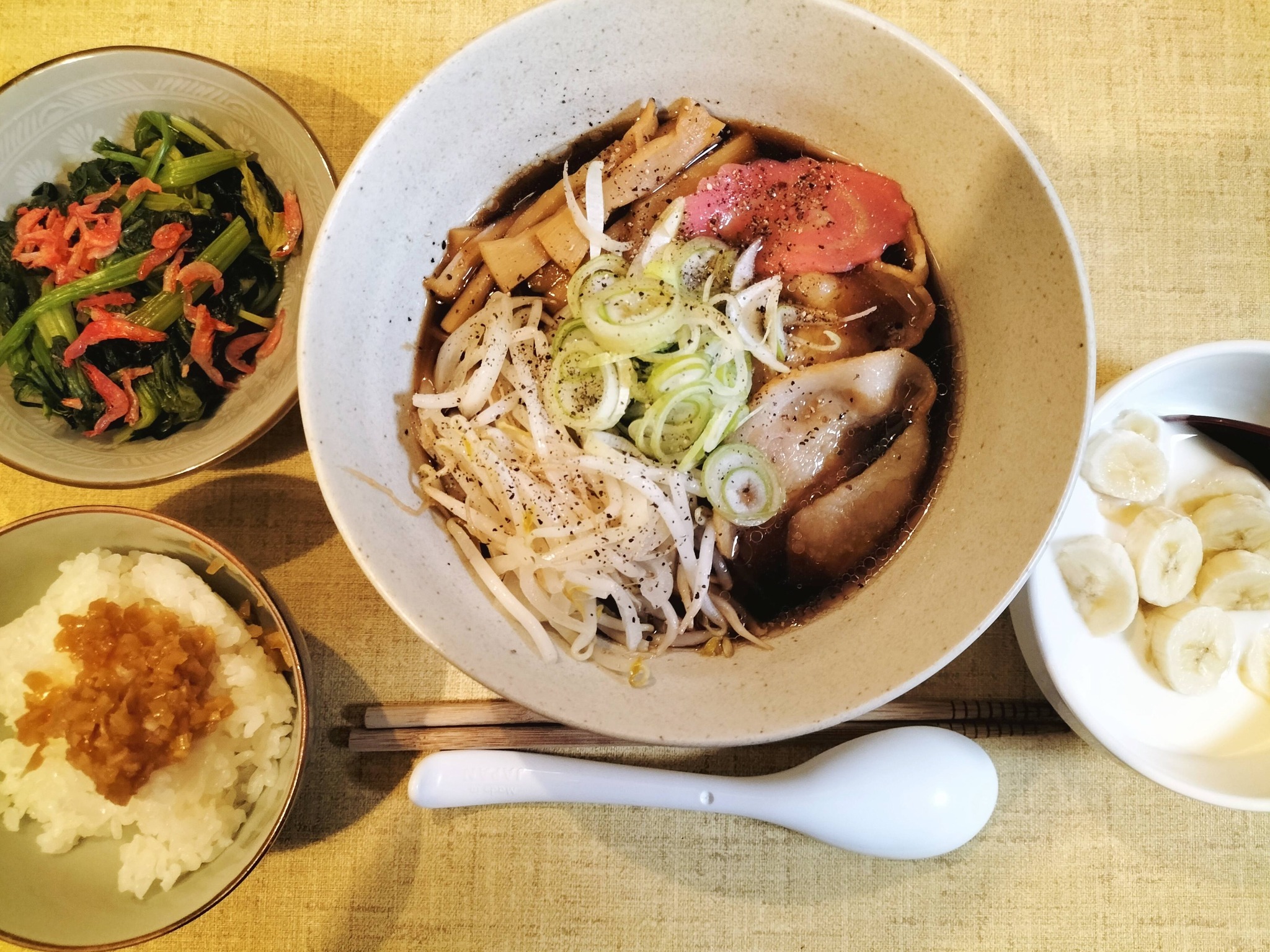 純連のチルド麺の醤油ラーメンの献立