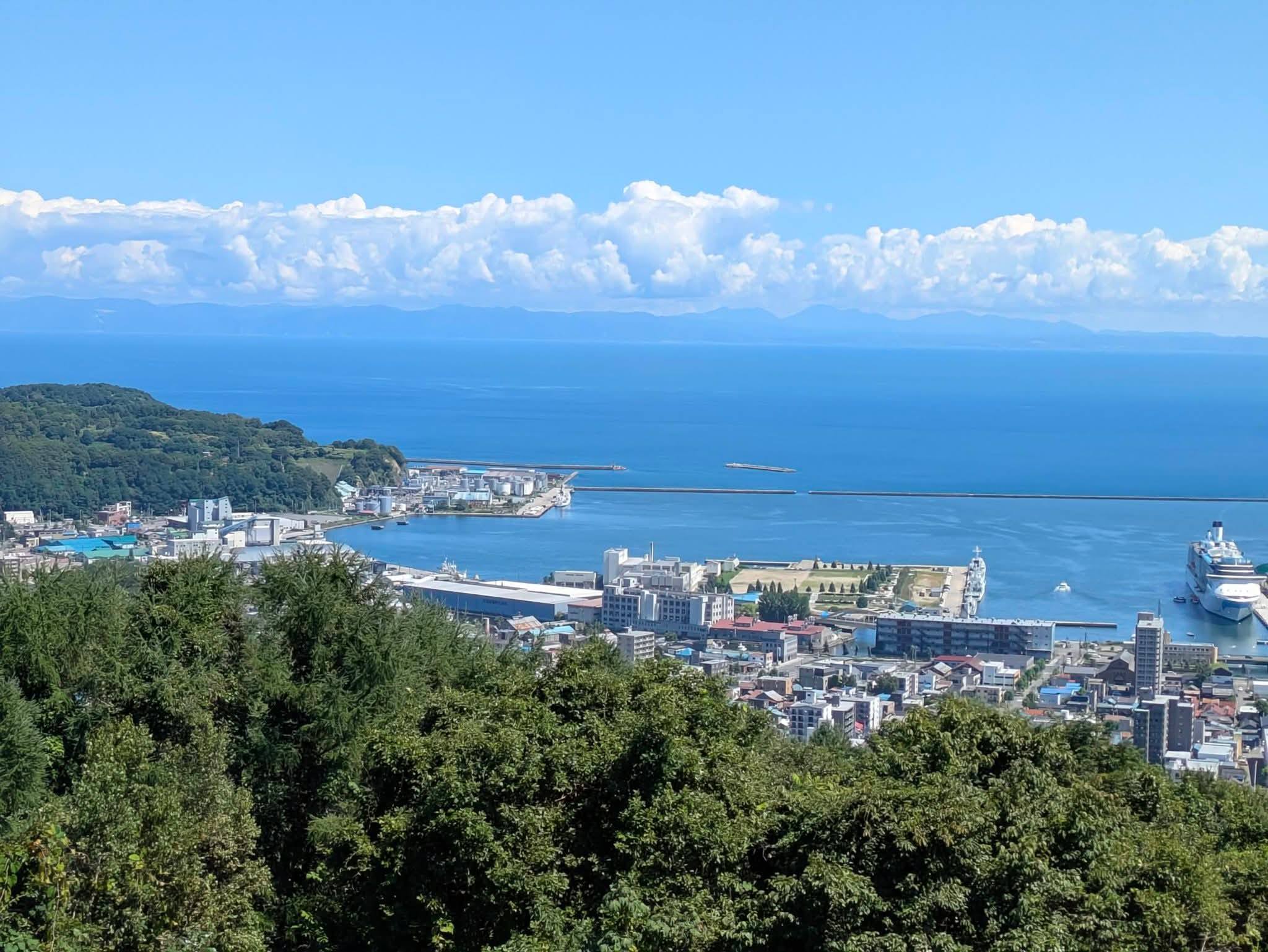 春の小樽の風景