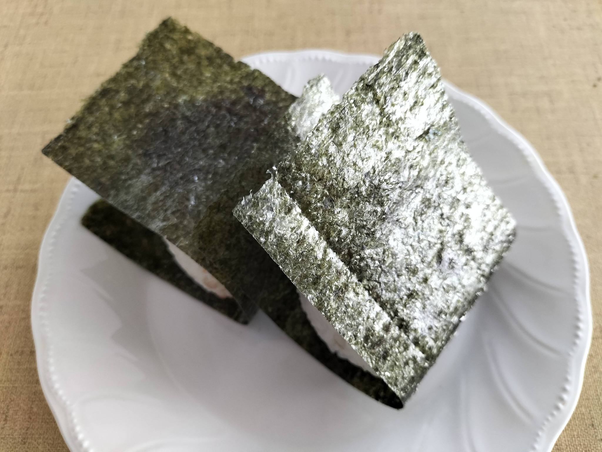 海苔を巻いたおにぎり