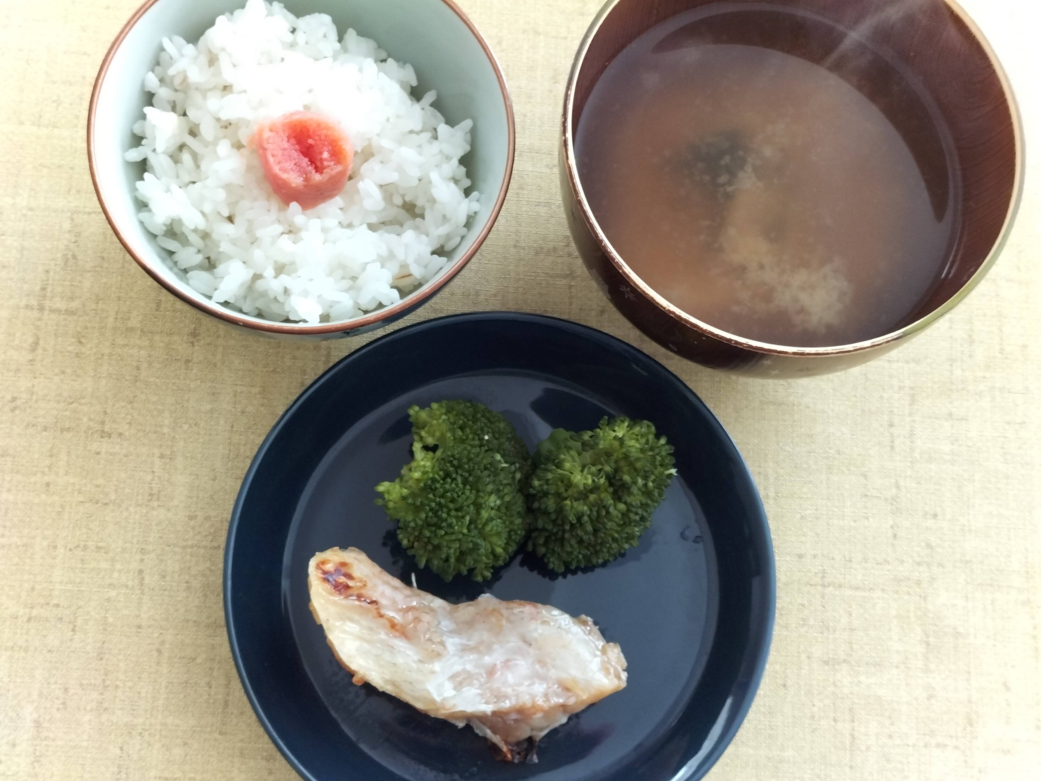 今日の和食メインの朝ごはん