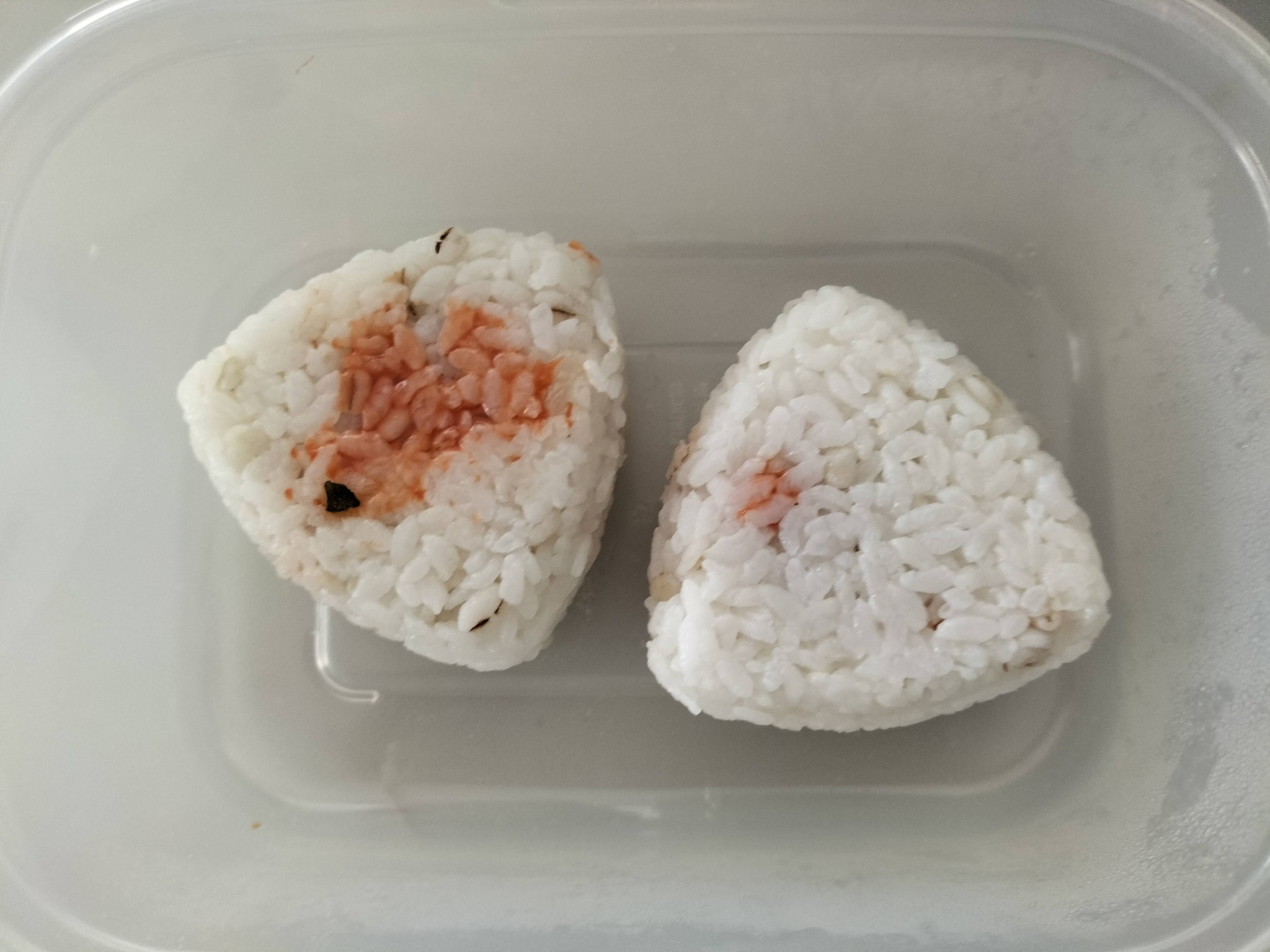 前日の晩に準備しておいたおにぎり